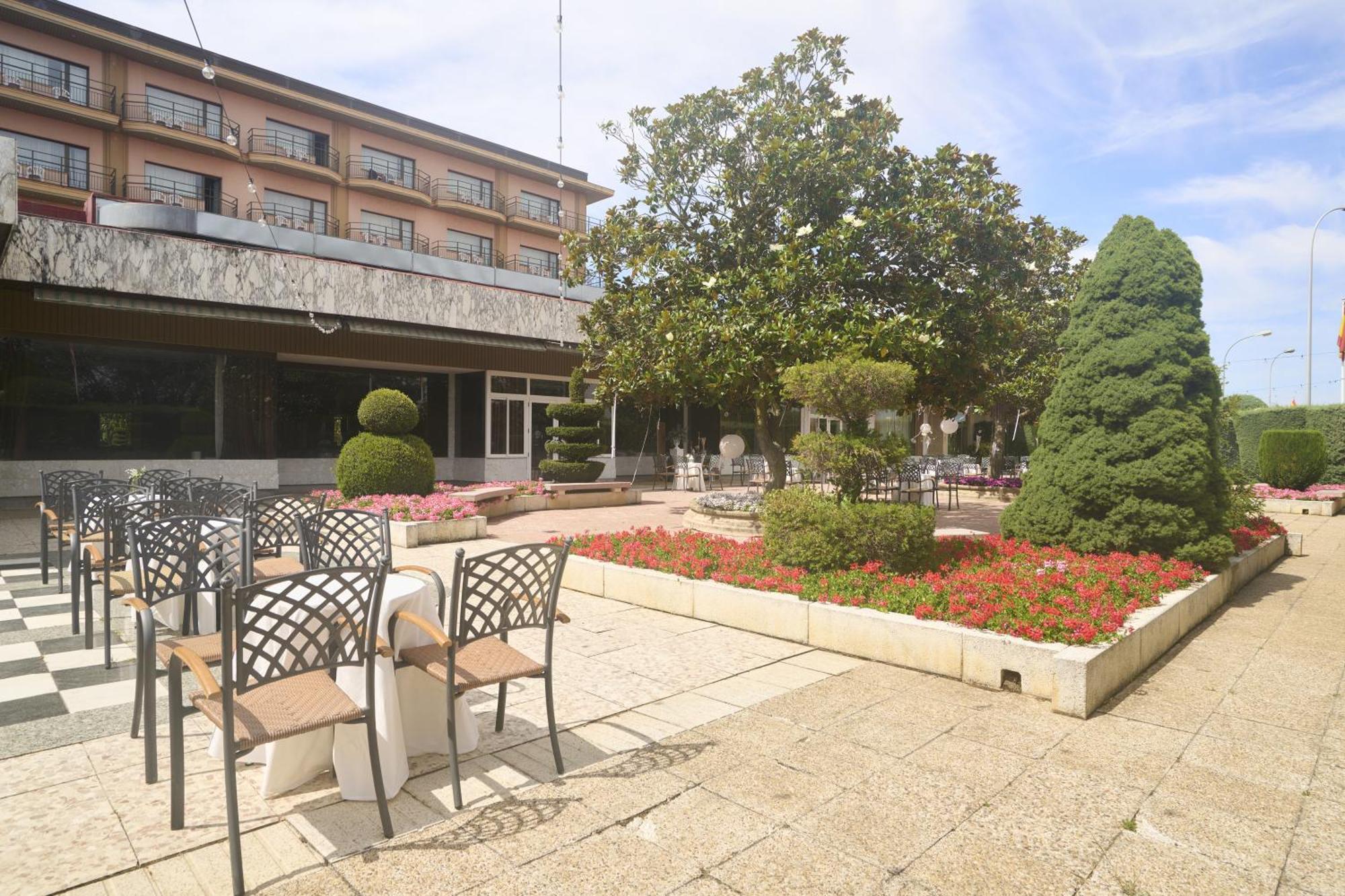 Hotel Regio Santa Marta de Tormes Exterior foto